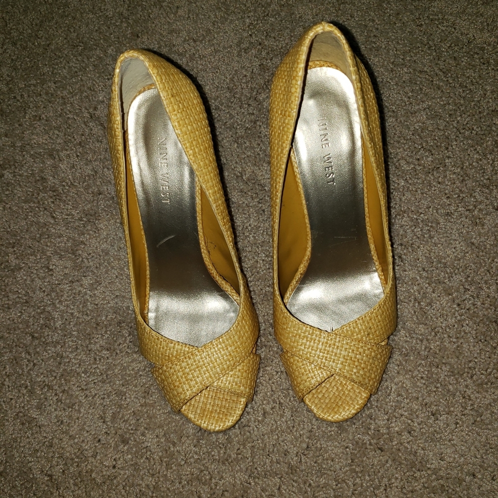 Nine West Peep Toe